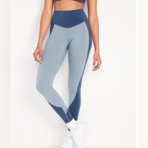 OLD NAVY.  Extra High-Waisted PowerChill Two-Tone Compression Leggings for Women